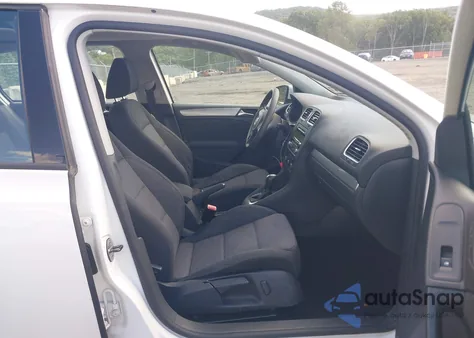 2013 Volkswagen Golf 2.5L 4-Door from USA, damaged, VIN WVWDB7AJXDW000991